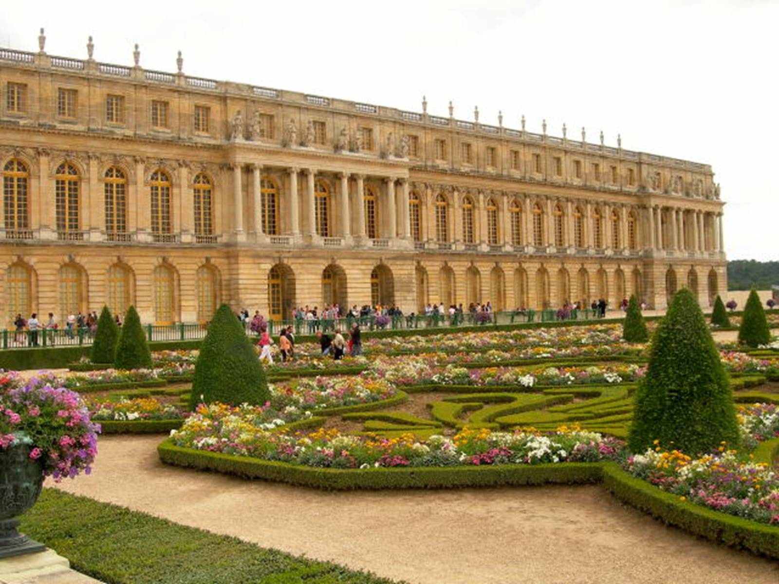 Презентація на тему «Садово – паркове мистецтво.Версаль» - Слайд #34