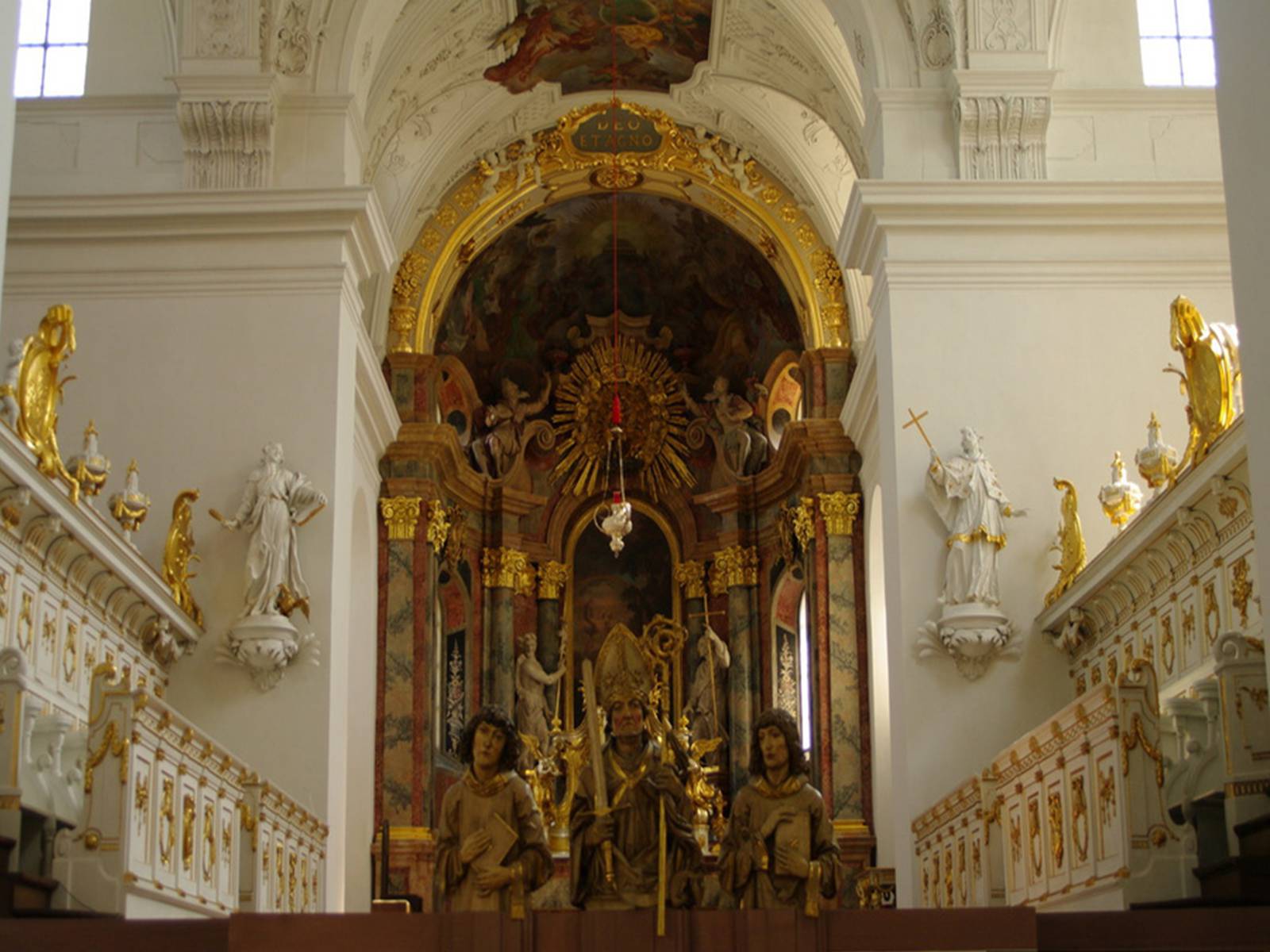 Презентація на тему «Вюрцбургский кафедральный собор» - Слайд #12