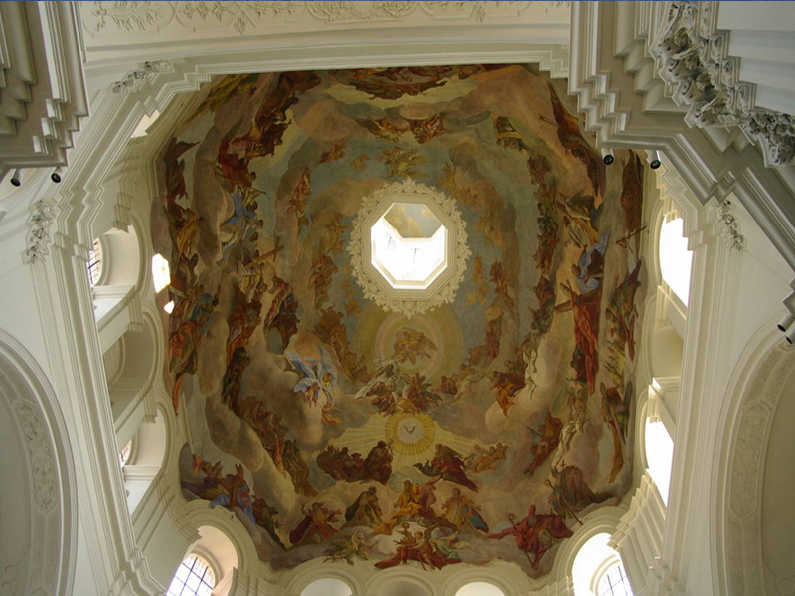 Презентація на тему «Вюрцбургский кафедральный собор» - Слайд #13