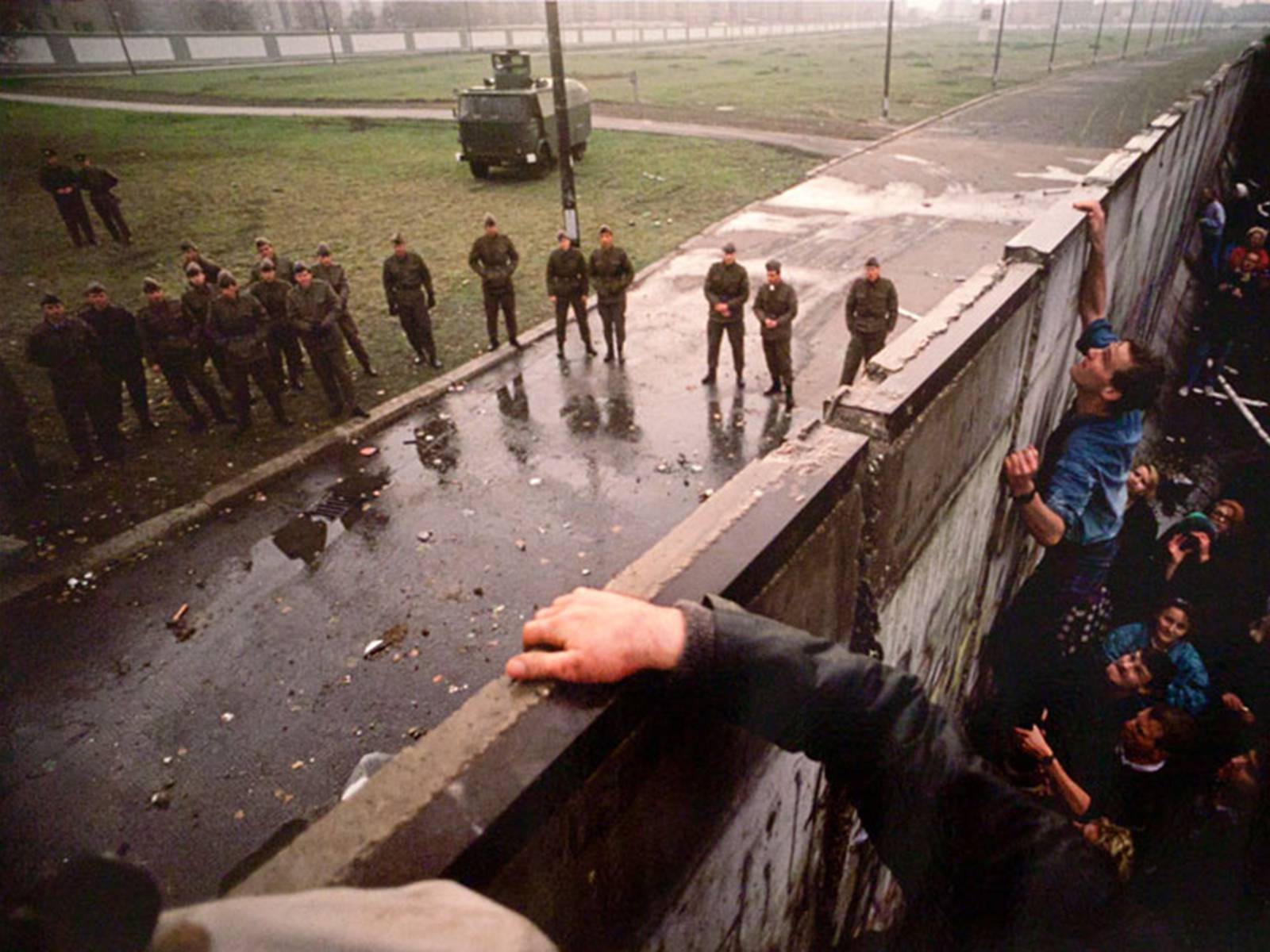Падение Берлинской стены 1989